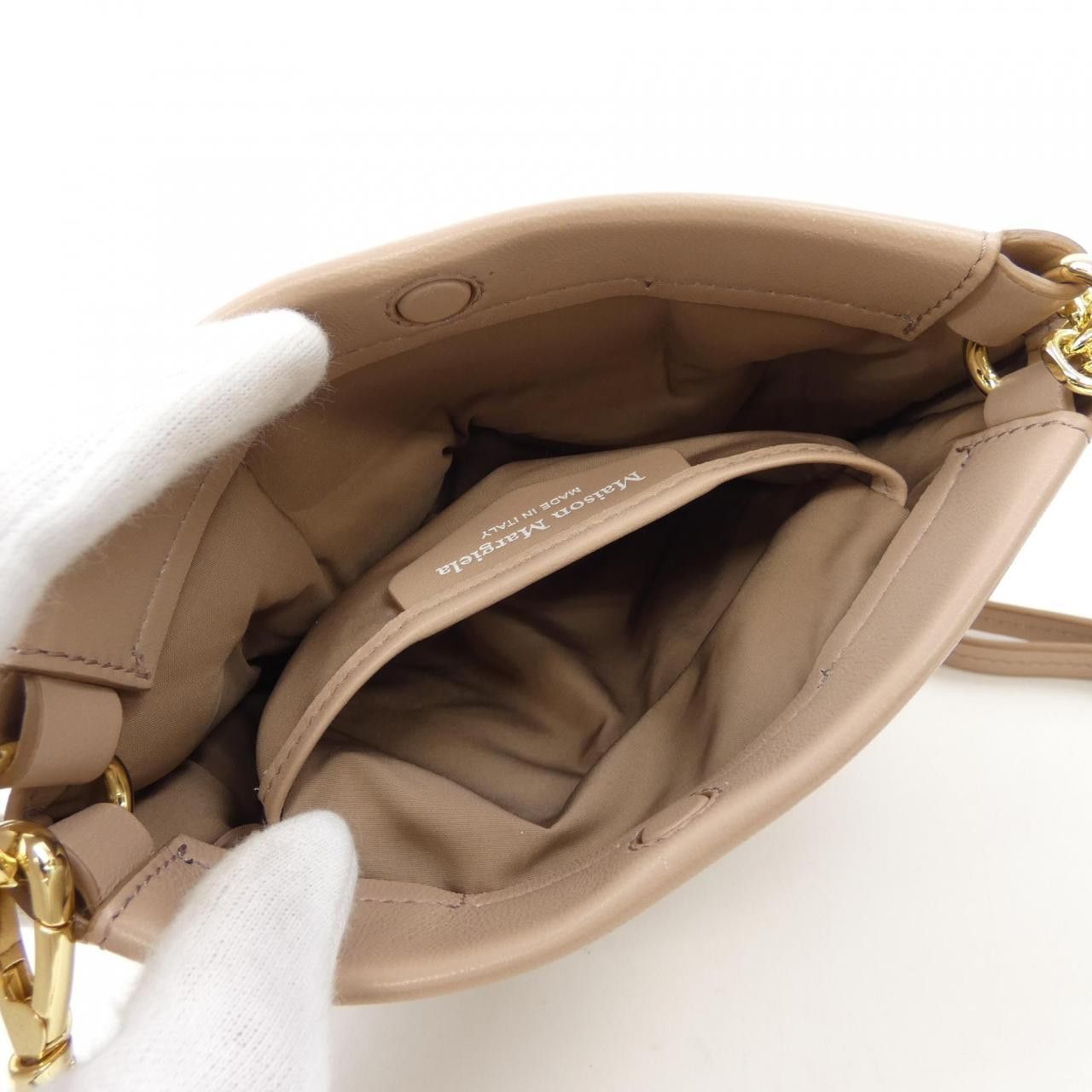 Maison Margiela Maison Martin Margiela Maison Margiela S56WF0161 Bag Others Crossbody Bag S56WF0161 DUTY FREE for USA Size ONE SIZE - 6 Thumbnail