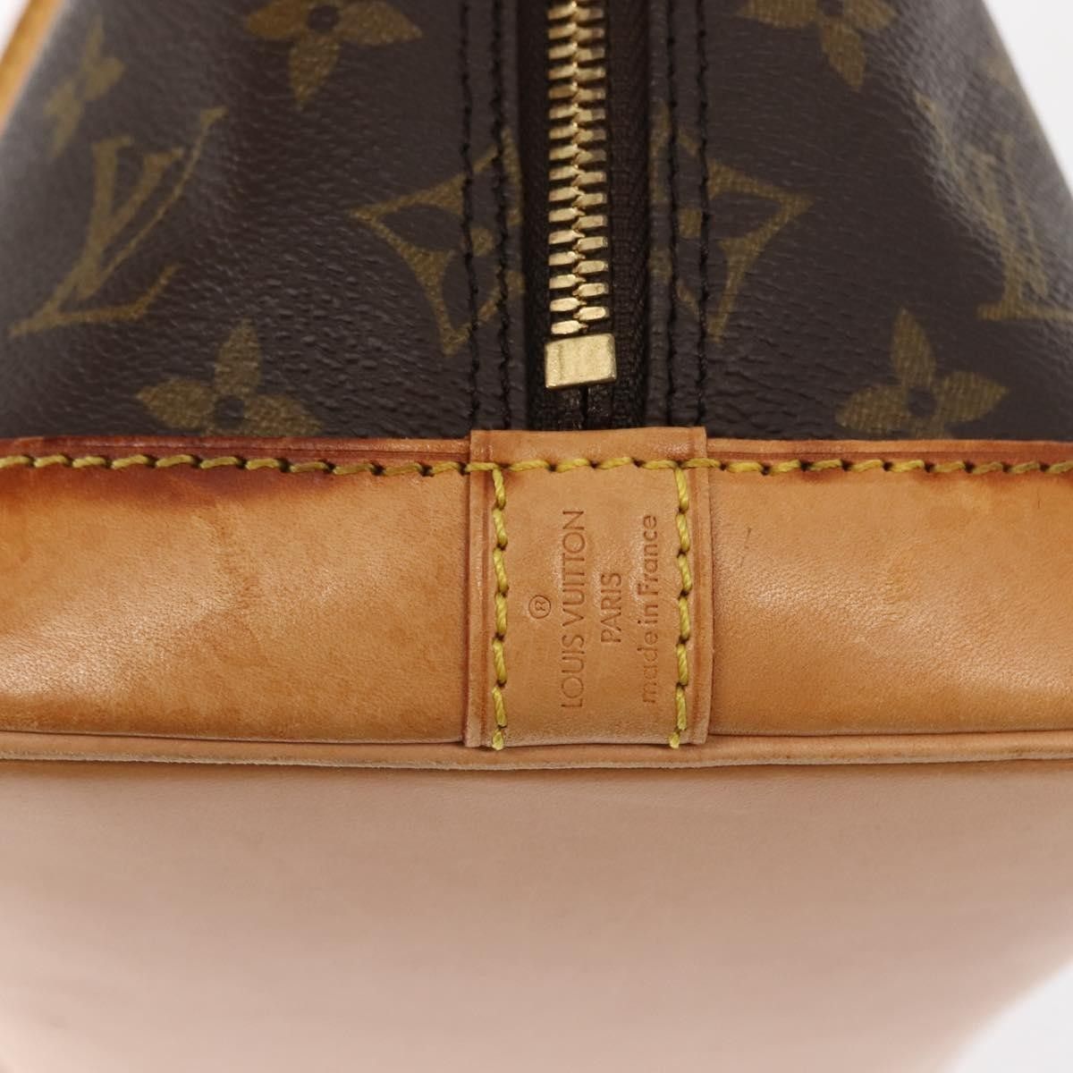 Louis Vuitton Louis Vuitton Alma Handbag Monogram Canvas Size ONE SIZE - 6 Thumbnail
