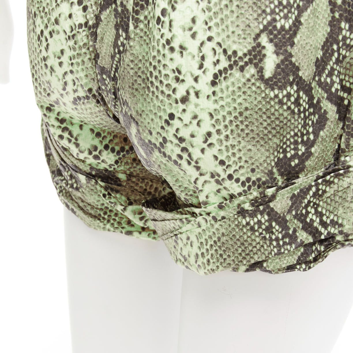 Philosophy di Lorenzo Serafini PHILOSOPHY beige scaled print paper effect high waist cuffed shorts IT38 XS Size 26" / US 2 / IT 38 - 7 Thumbnail