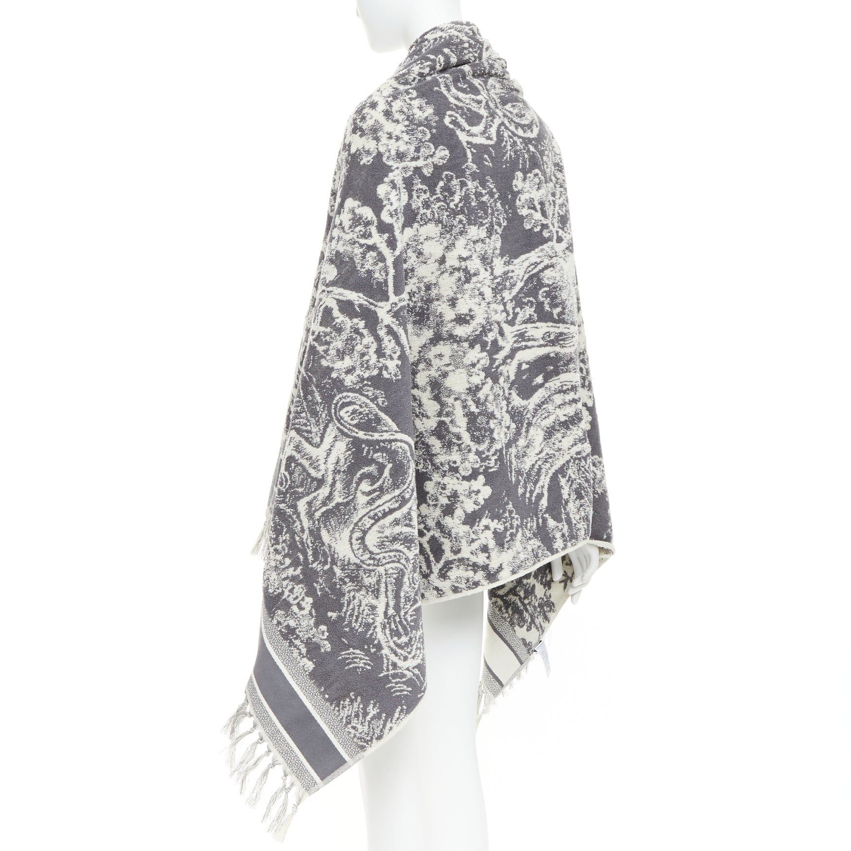 Dior CHRISTIAN DIOR Toile de Jouy ivory grey reverse cotton big beach towel Size ONE SIZE - 5 Thumbnail