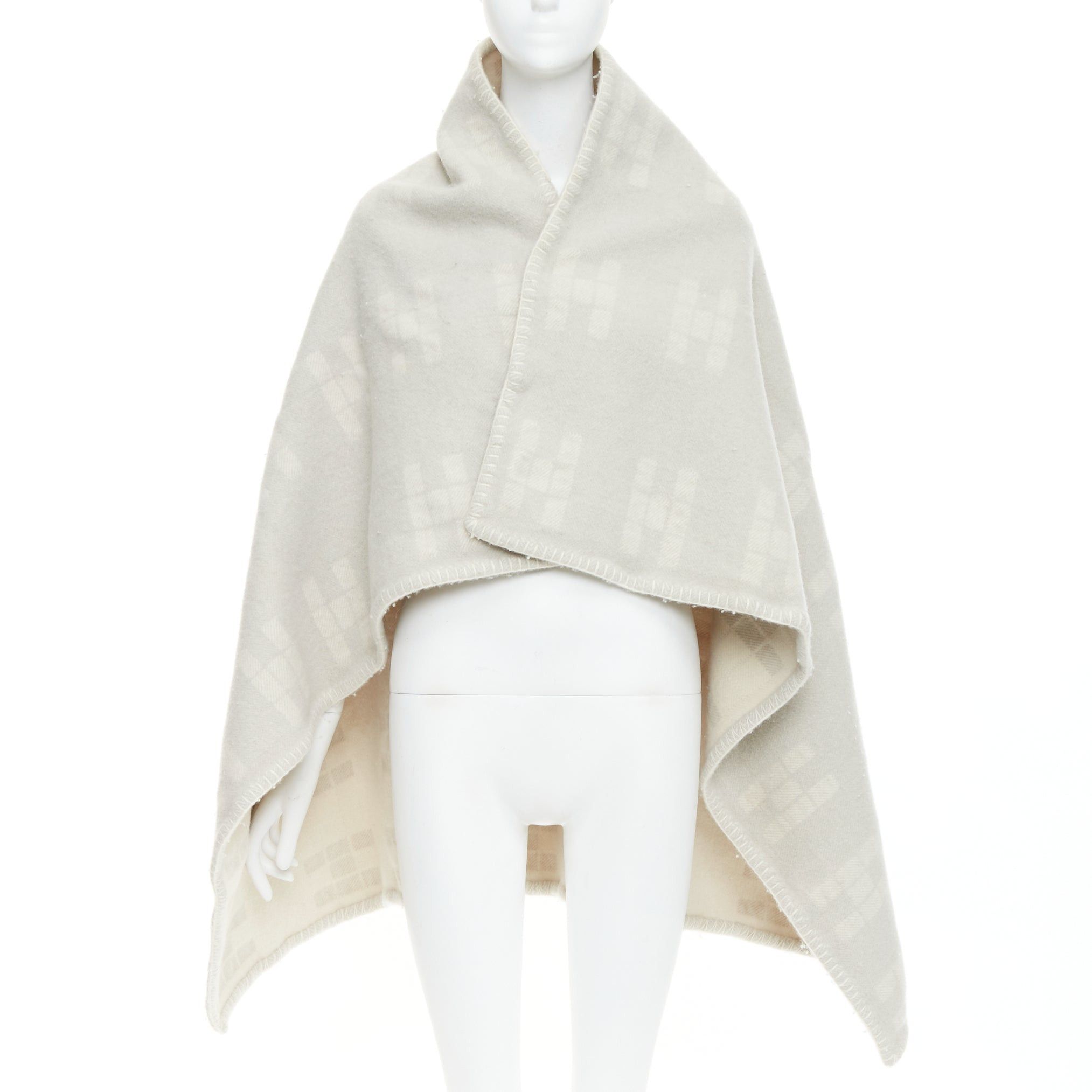 Hermes HERMES cream light grey cashmere wool H logo square throw blanket Size ONE SIZE - 2 Thumbnail