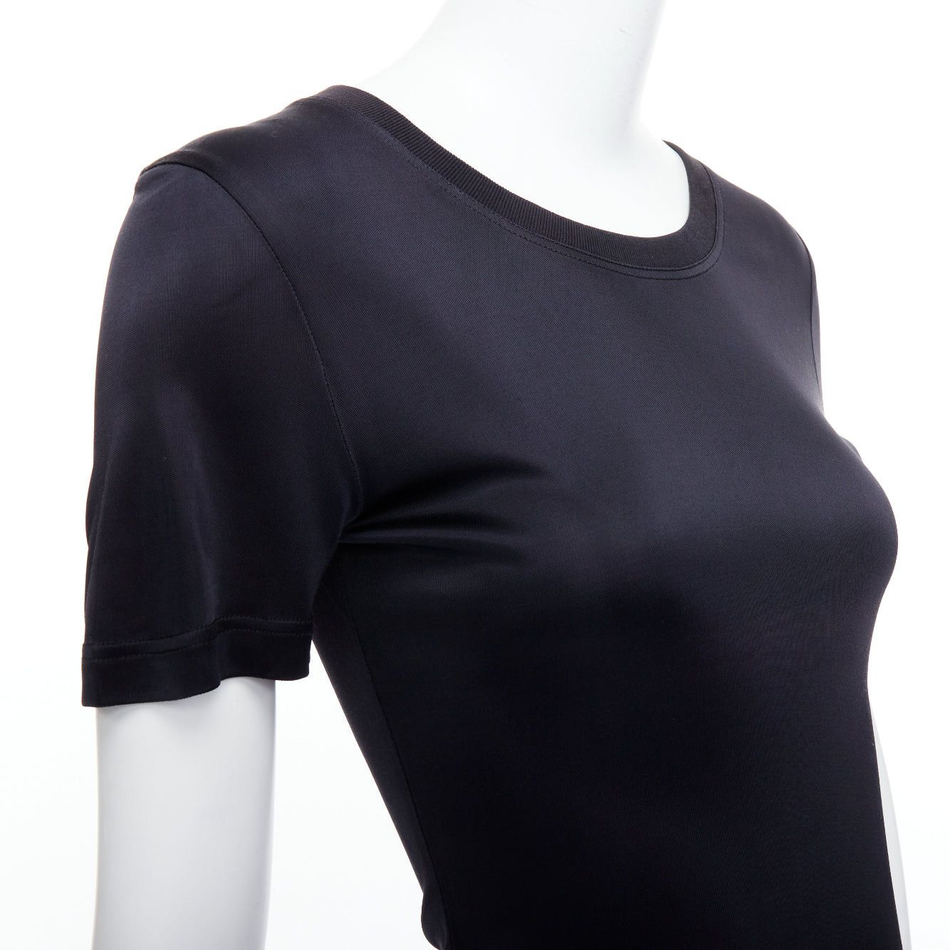 Versace GIANNI VERSACE Vintage black round neck slinky short sleeve top IT38 XS Size XS / US 0-2 / IT 36-38 - 2 Thumbnail