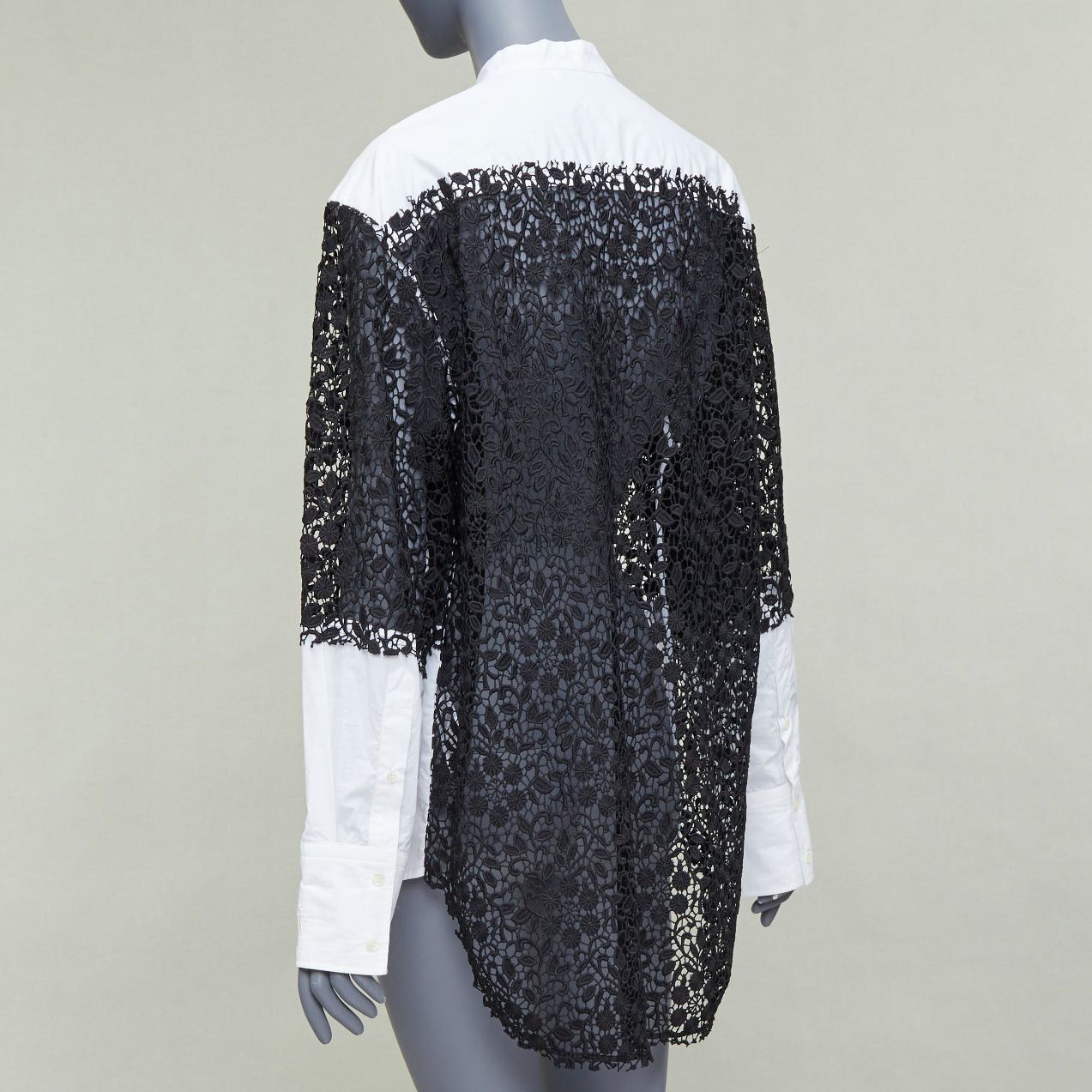 JW Anderson JW ANDERSON black white cotton floral lace insert dress shirt UK8 S Size S / US 4 / IT 40 - 6 Thumbnail