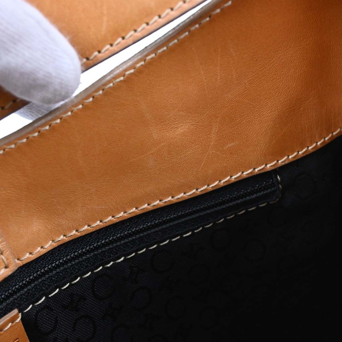 Celine Celine Vintage Macadam Shoulder Bag Suede Size ONE SIZE - 10 Thumbnail