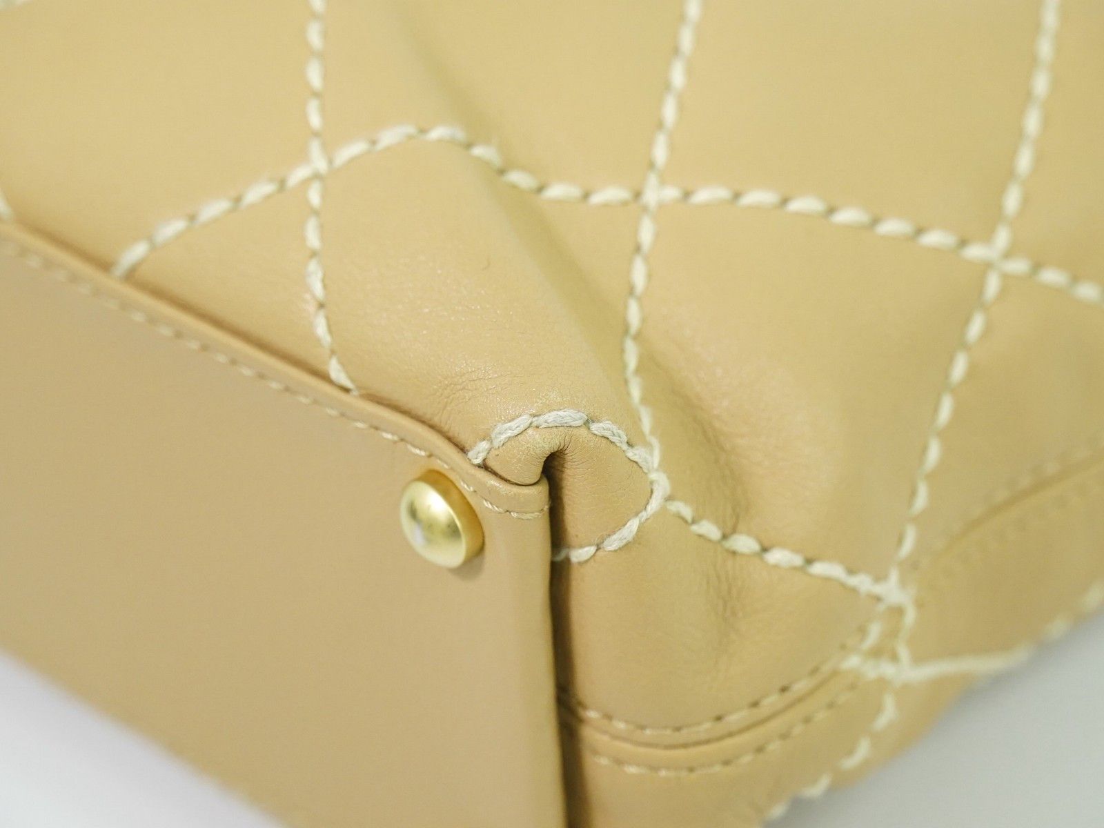 Chanel Chanel Surpique Tote Quilted Leather Size ONE SIZE - 9 Thumbnail