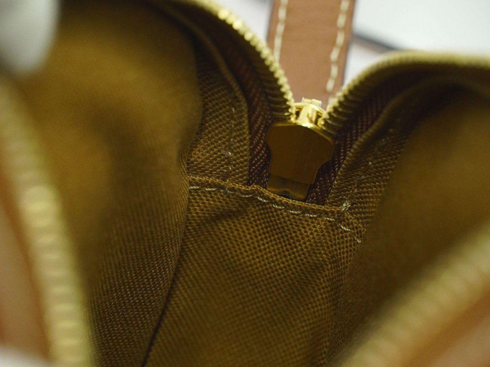 Celine Celine Logo Camera Bag Triomphe Coated Canvas Size ONE SIZE - 17 Thumbnail