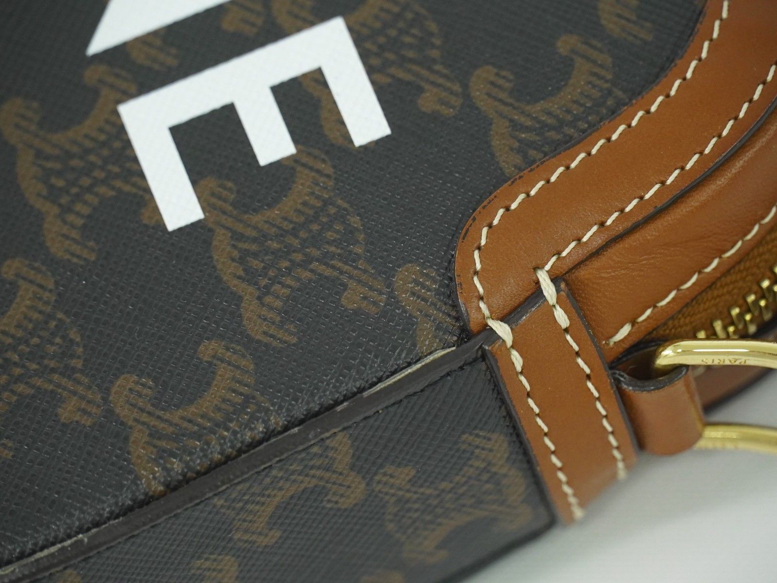 Celine Celine Logo Camera Bag Triomphe Coated Canvas Size ONE SIZE - 14 Thumbnail