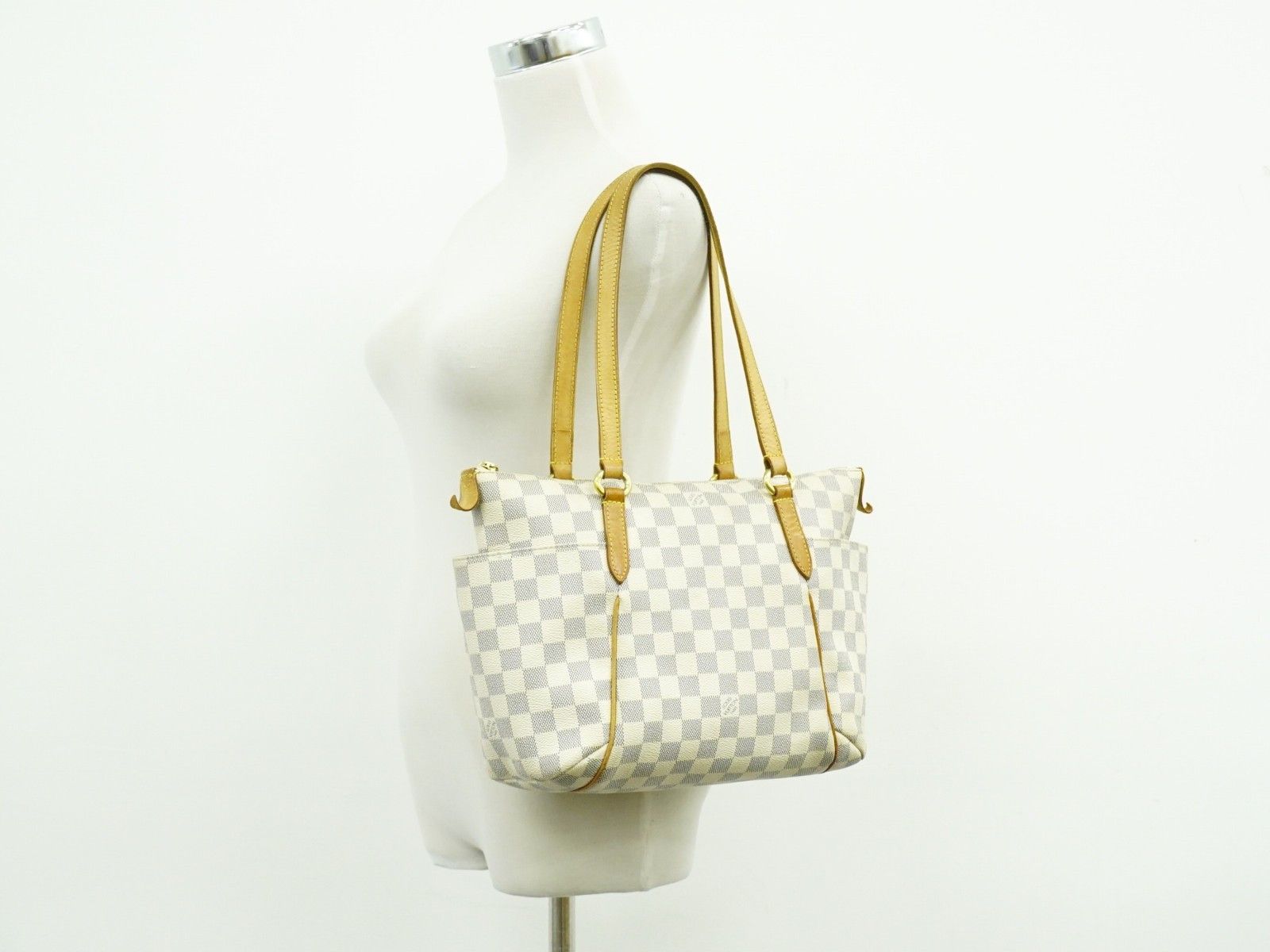 Louis Vuitton Louis Vuitton Totally Handbag Damier azur Size ONE SIZE - 9 Thumbnail