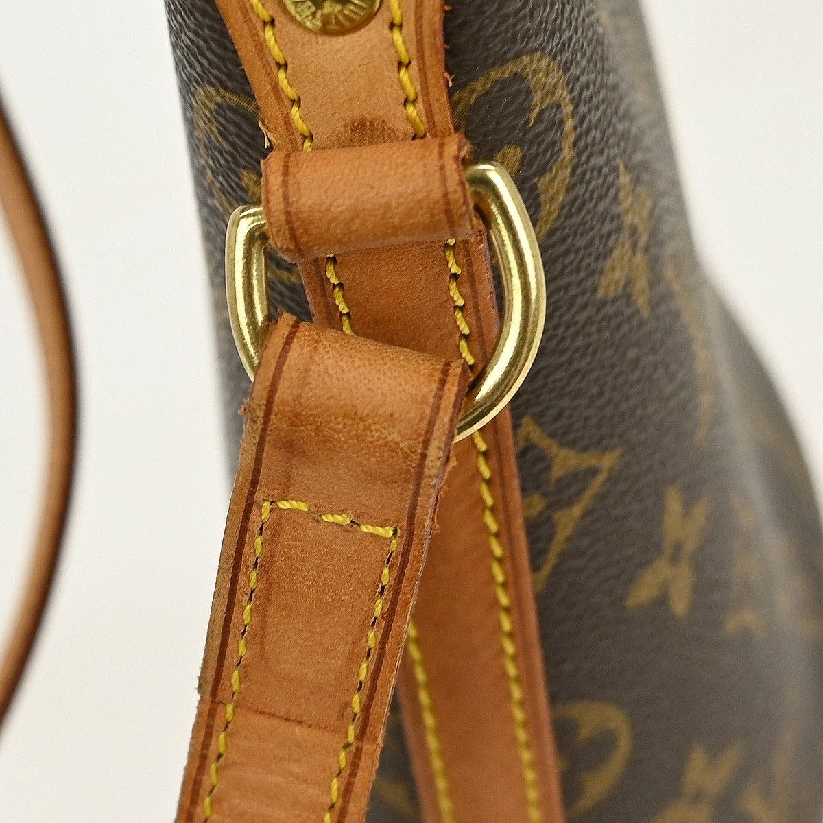 Louis Vuitton Louis Vuitton Drouot Handbag Monogram Canvas Size ONE SIZE - 9 Thumbnail