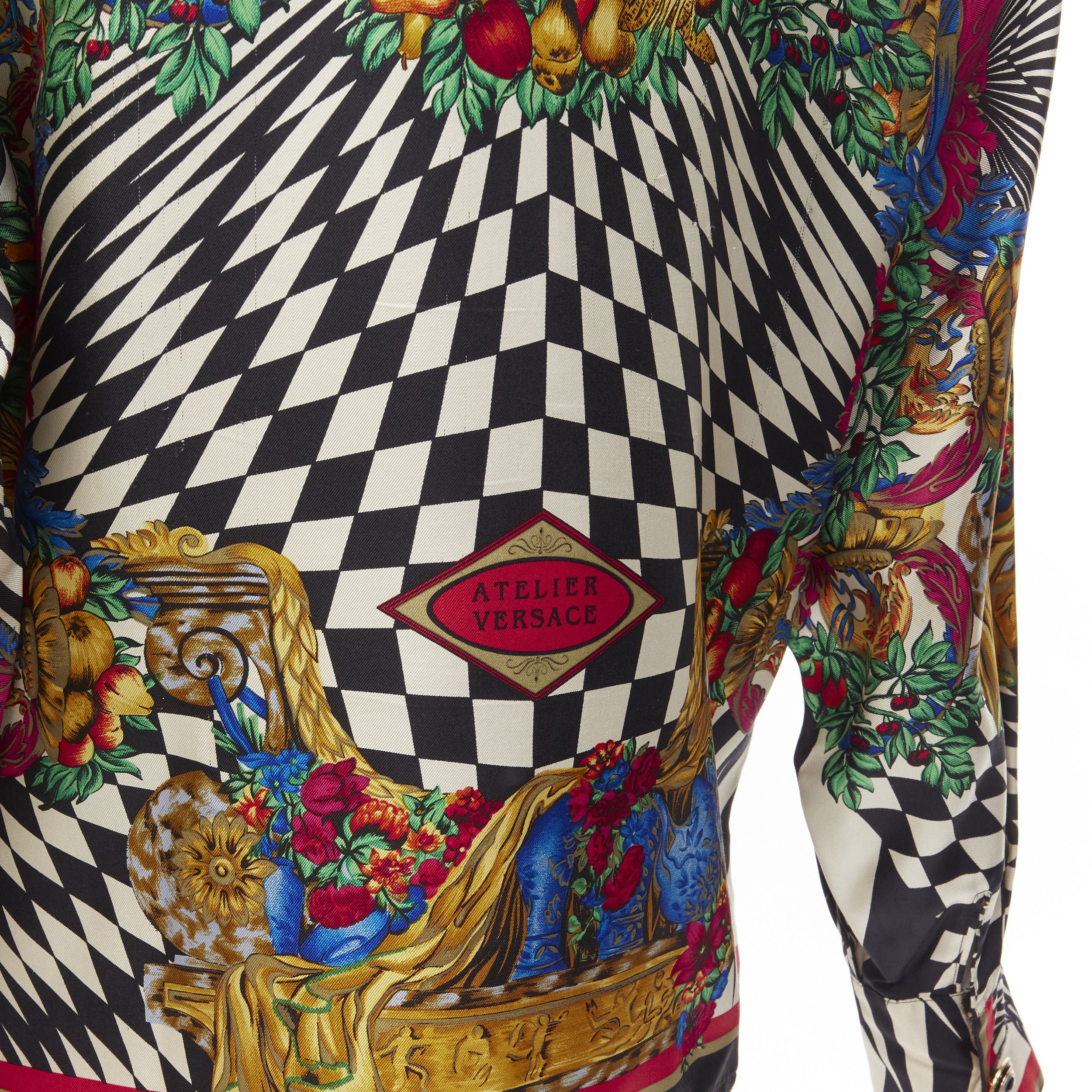 Versace GIANNI VERSACE Vintage baroque royal optical graphic print gold button collar shirt IT38 XS Size XS / US 0-2 / IT 36-38 - 8 Thumbnail