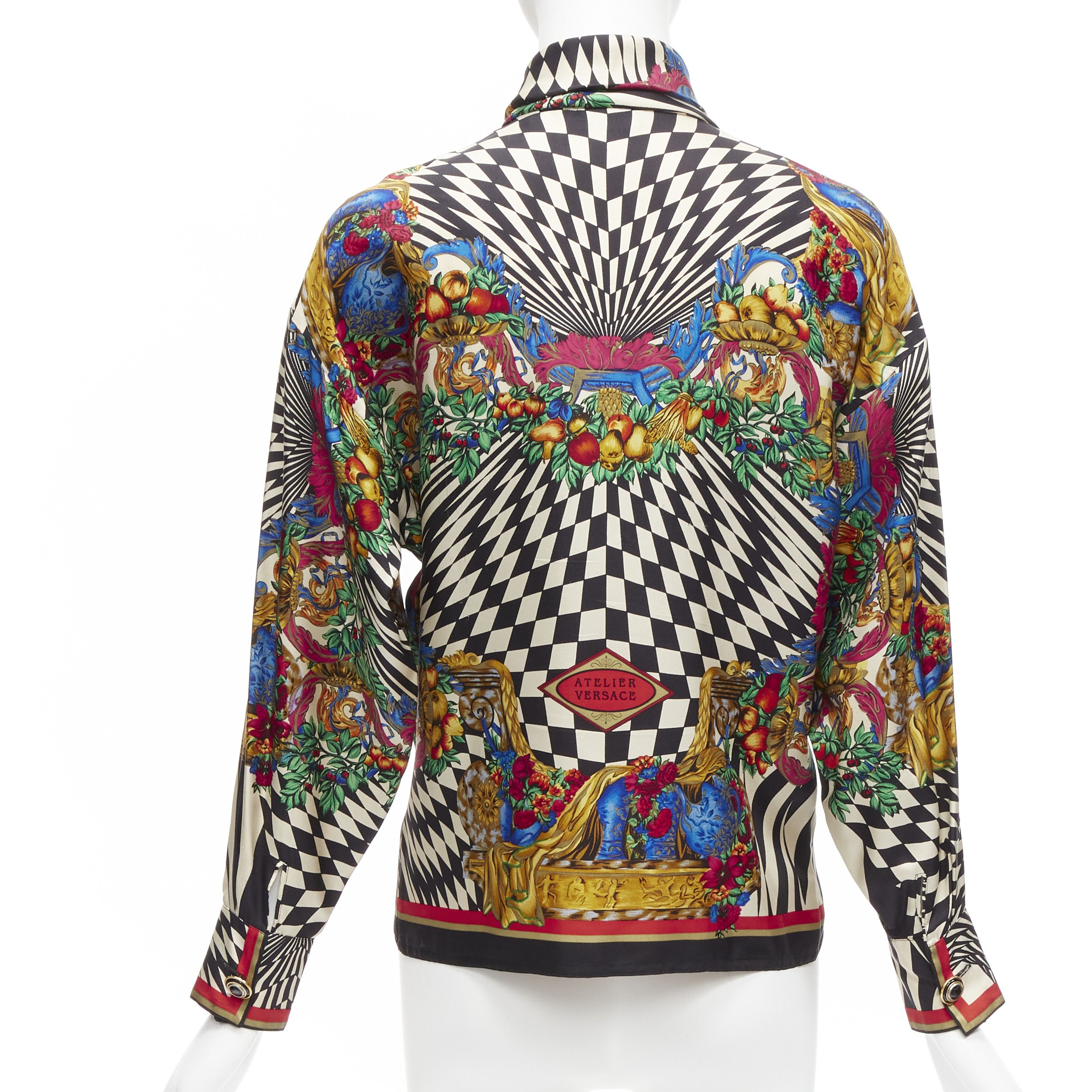 Versace GIANNI VERSACE Vintage baroque royal optical graphic print gold button collar shirt IT38 XS Size XS / US 0-2 / IT 36-38 - 5 Thumbnail