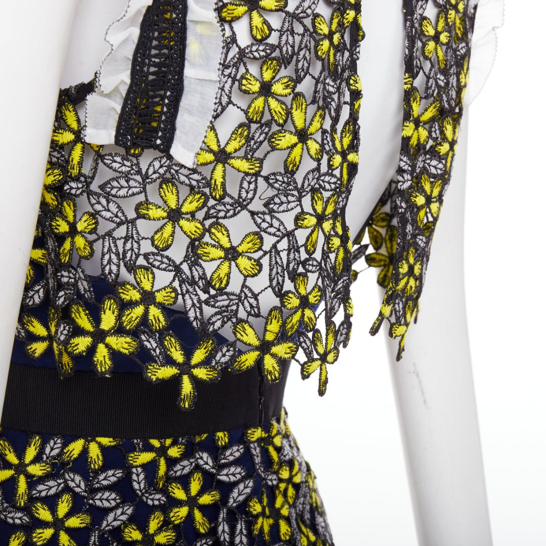 Self-Portrait SELF PORTRAIT Eleina Sculpted Daisy Guipure yellow navy lace floral dress UK4 XXS Size XS / US 0-2 / IT 36-38 - 7 Thumbnail
