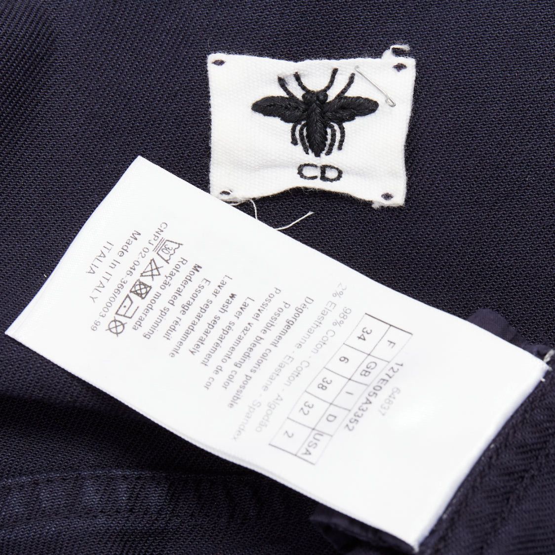 Dior CHRISTIAN DIOR navy cotton CD bee cargo playsuit romper FR34 XS Size 26" / US 2 / IT 38 - 8 Thumbnail