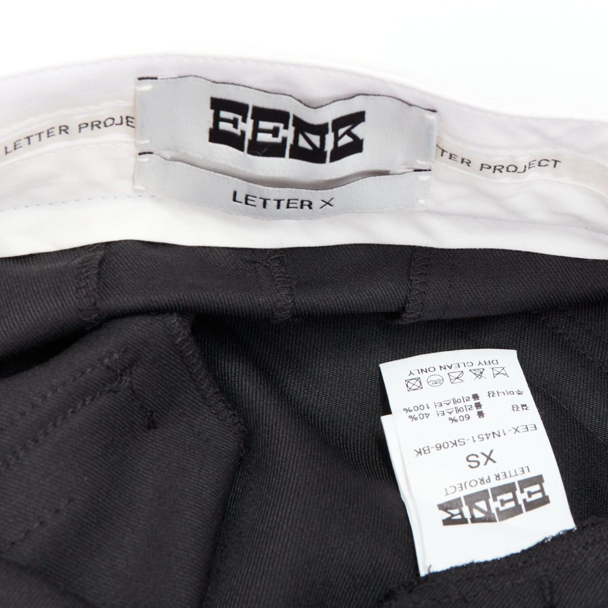 Other EENK LETTER X black white wool blend logo waist box pleat knee skirt XS Size 27" / US 4 / IT 40 - 8 Thumbnail