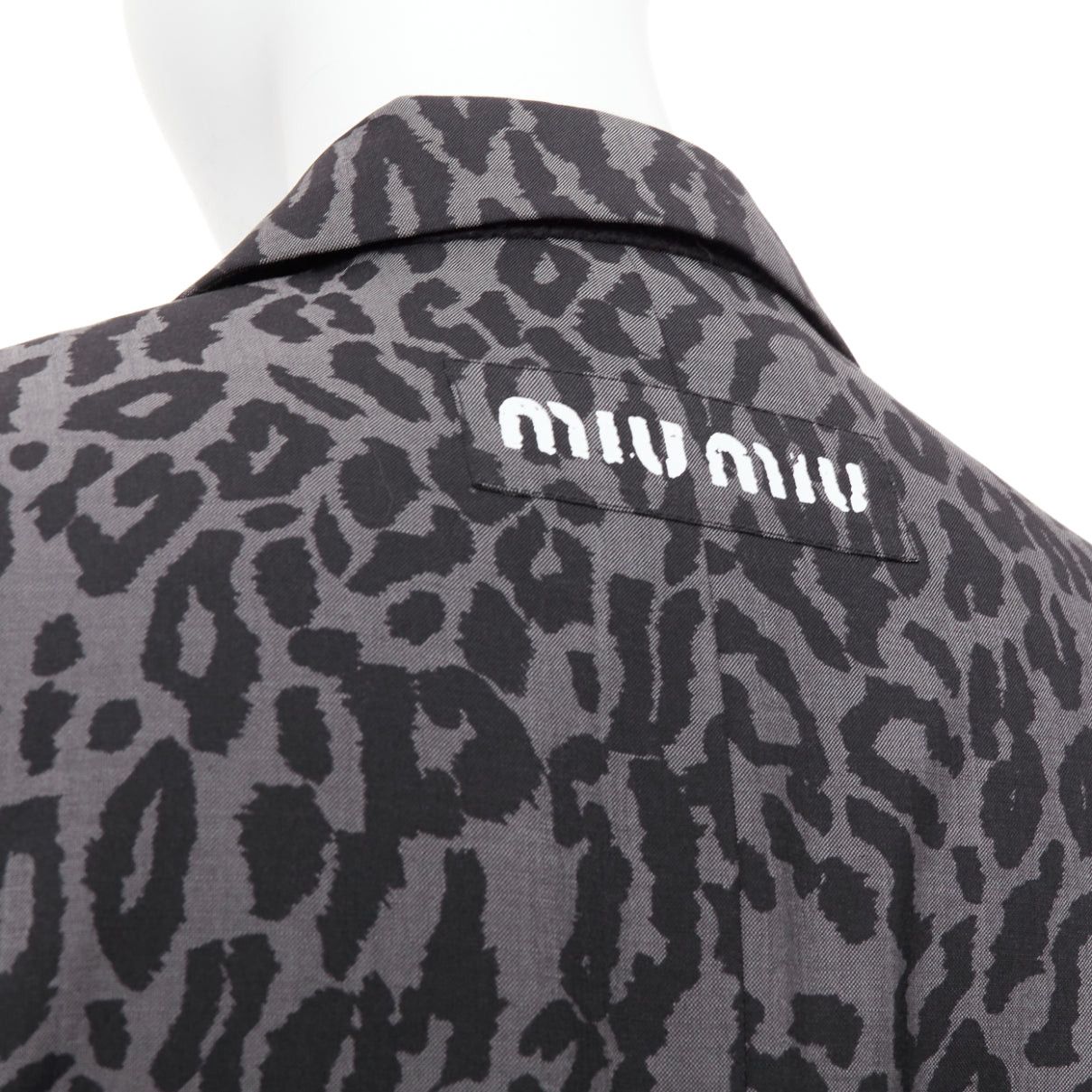Miu Miu MIU MIU 2019 grey virgin wool mohair leopard logo back blazer jacket IT36 XXS Size XS / US 0-2 / IT 36-38 - 2 Thumbnail