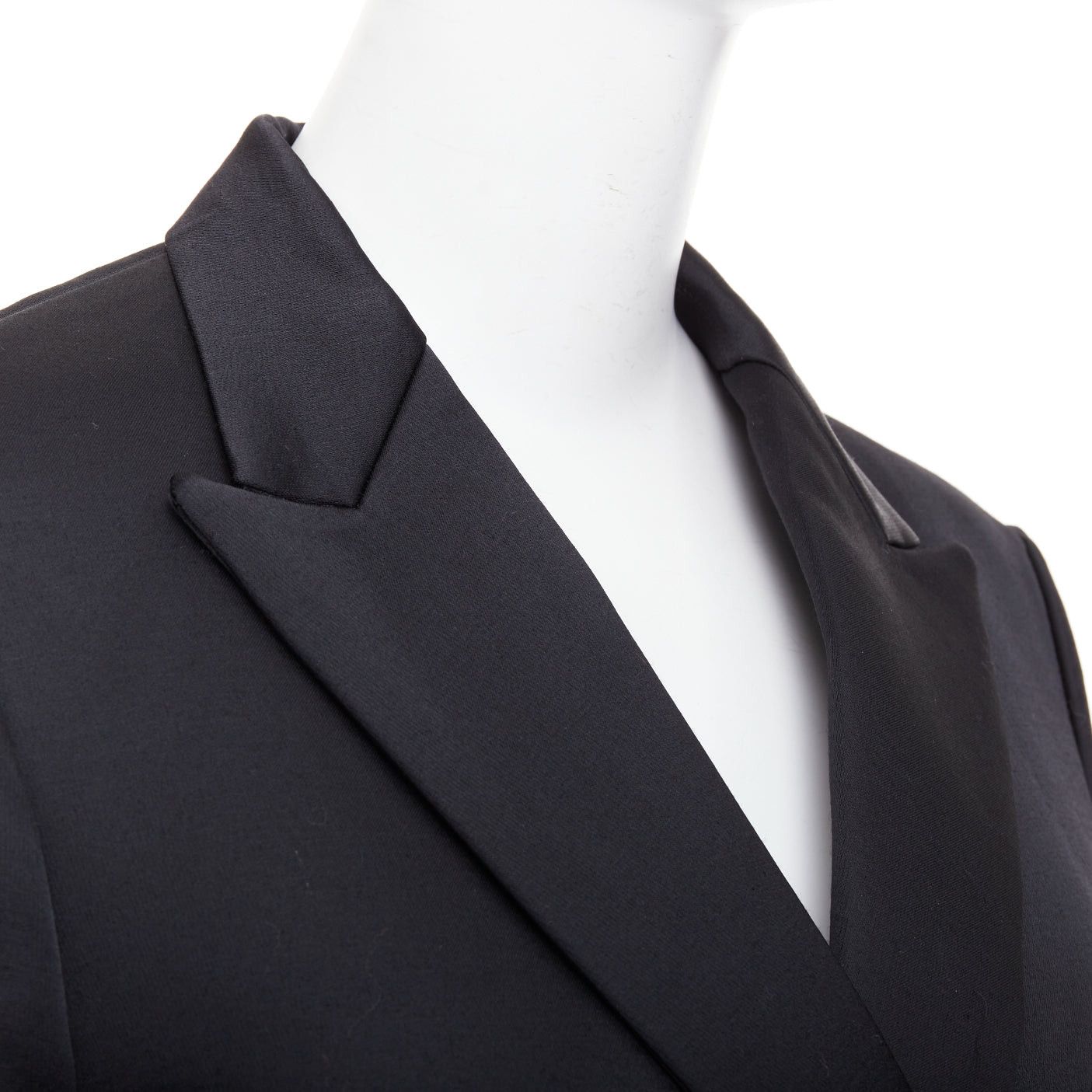 Other BACCA black satin cropped sleeves single breasted boxy tuxedo blazer Size S / US 4 / IT 40 - 2 Thumbnail