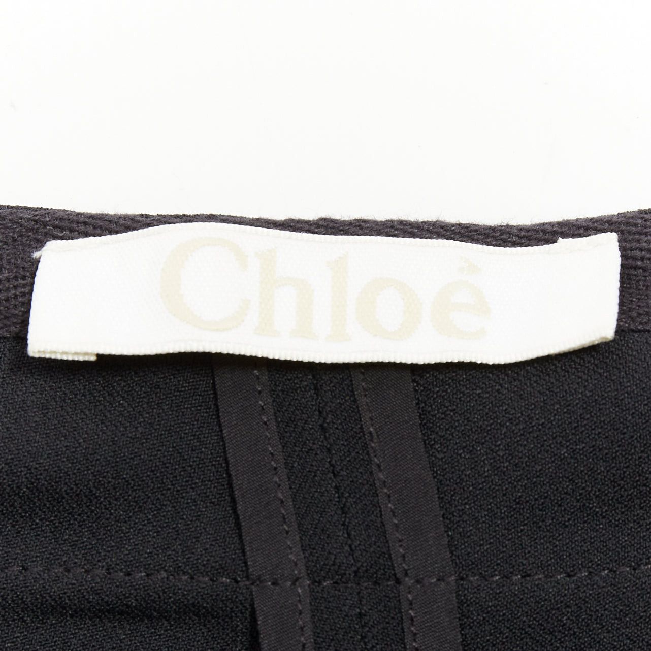 Chloe CHLOE black cady flap pocket bow front paperbag cropped harem trousers Size 26" / US 2 / IT 38 - 8 Thumbnail