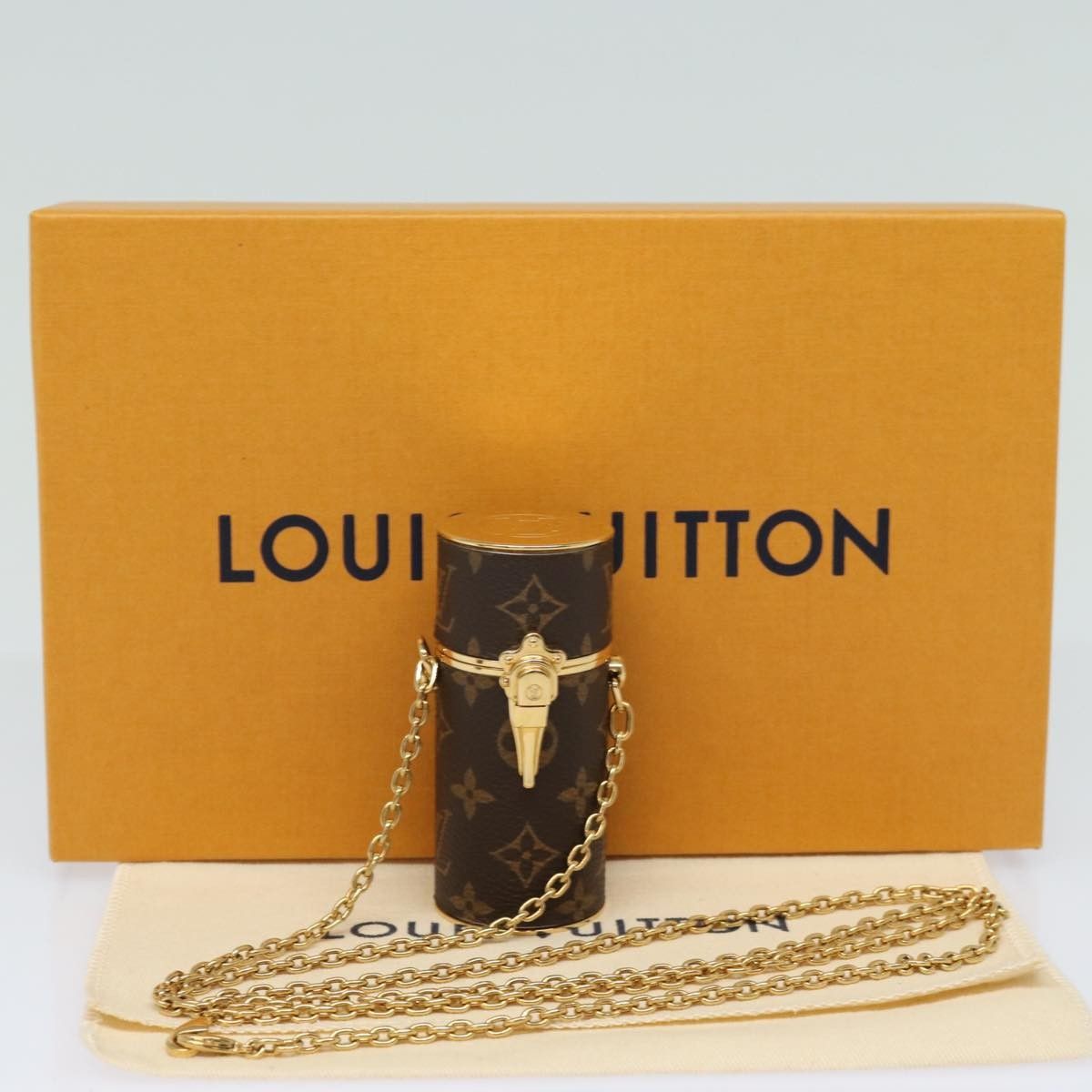 Louis Vuitton Louis Vuitton Lipstick Case on Chain Monogram Canvas Size ONE SIZE - 15 Thumbnail