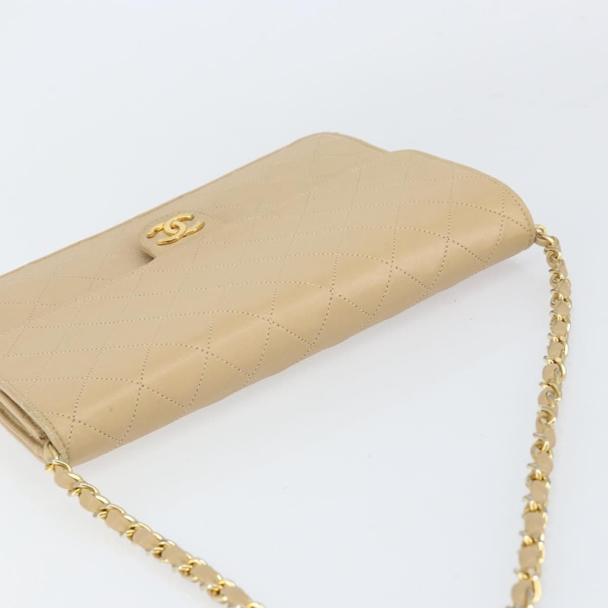 Chanel Chanel Vintage Clutch with Chain Quilted Leather Size ONE SIZE - 13 Thumbnail