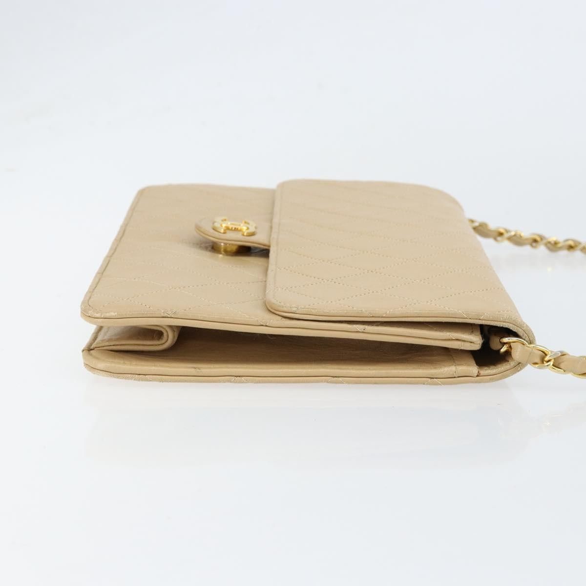 Chanel Chanel Vintage Clutch with Chain Quilted Leather Size ONE SIZE - 3 Thumbnail