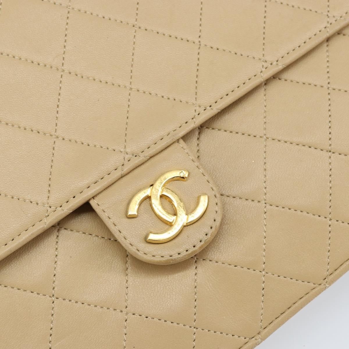 Chanel Chanel Vintage Clutch with Chain Quilted Leather Size ONE SIZE - 16 Thumbnail