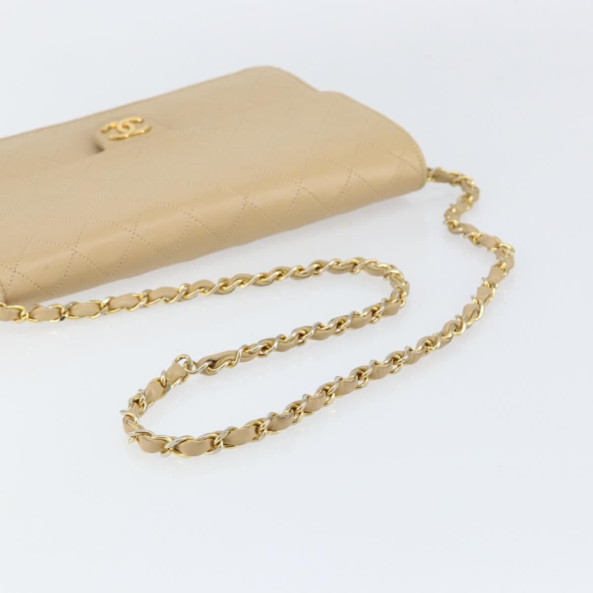 Chanel Chanel Vintage Clutch with Chain Quilted Leather Size ONE SIZE - 6 Thumbnail