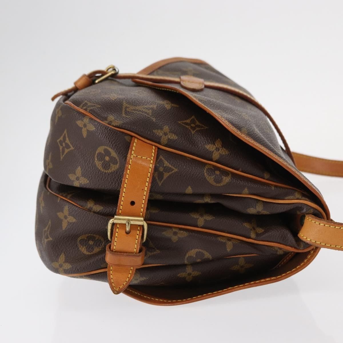 Louis Vuitton Louis Vuitton Saumur Handbag Monogram Canvas Size ONE SIZE - 3 Thumbnail