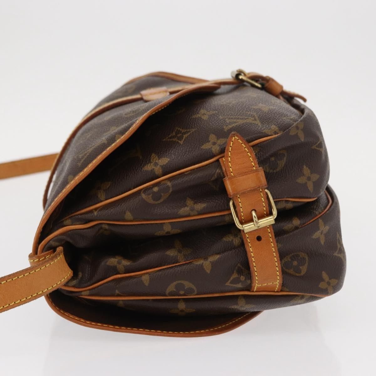 Louis Vuitton Louis Vuitton Saumur Handbag Monogram Canvas Size ONE SIZE - 4 Thumbnail
