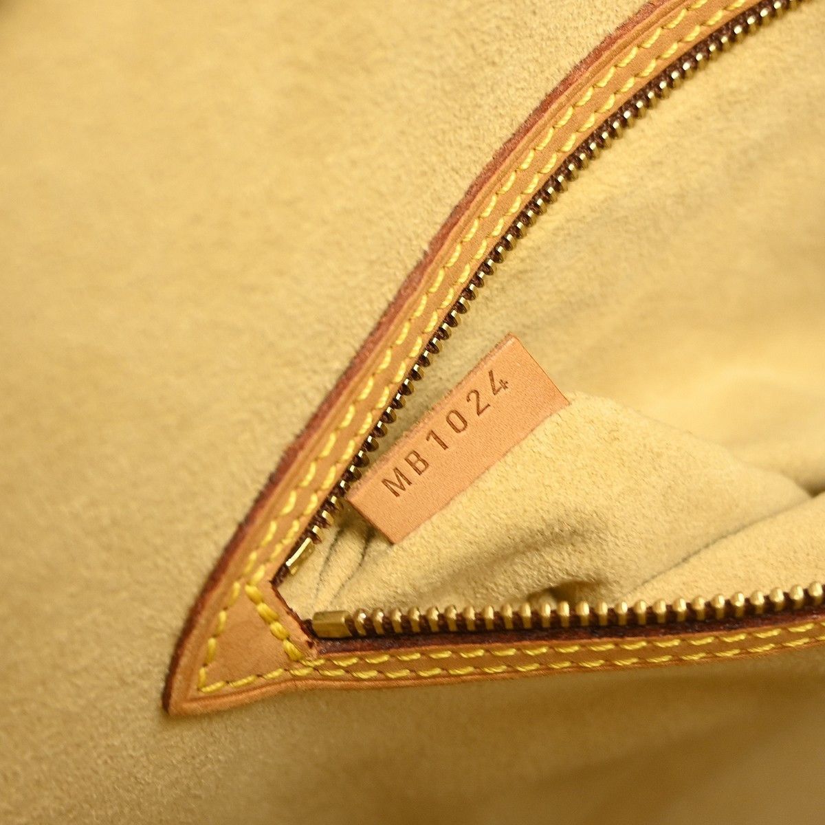 Louis Vuitton Louis Vuitton Babylone Handbag Monogram Canvas Size ONE SIZE - 5 Thumbnail