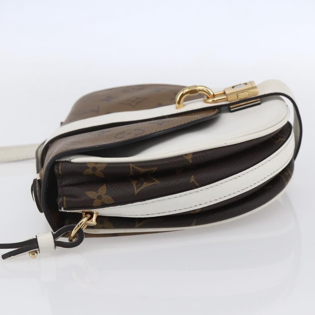 Louis Vuitton Louis Vuitton Chantilly Lock Handbag Reverse Monogram Canvas and Leather Size ONE SIZE - 3 Thumbnail