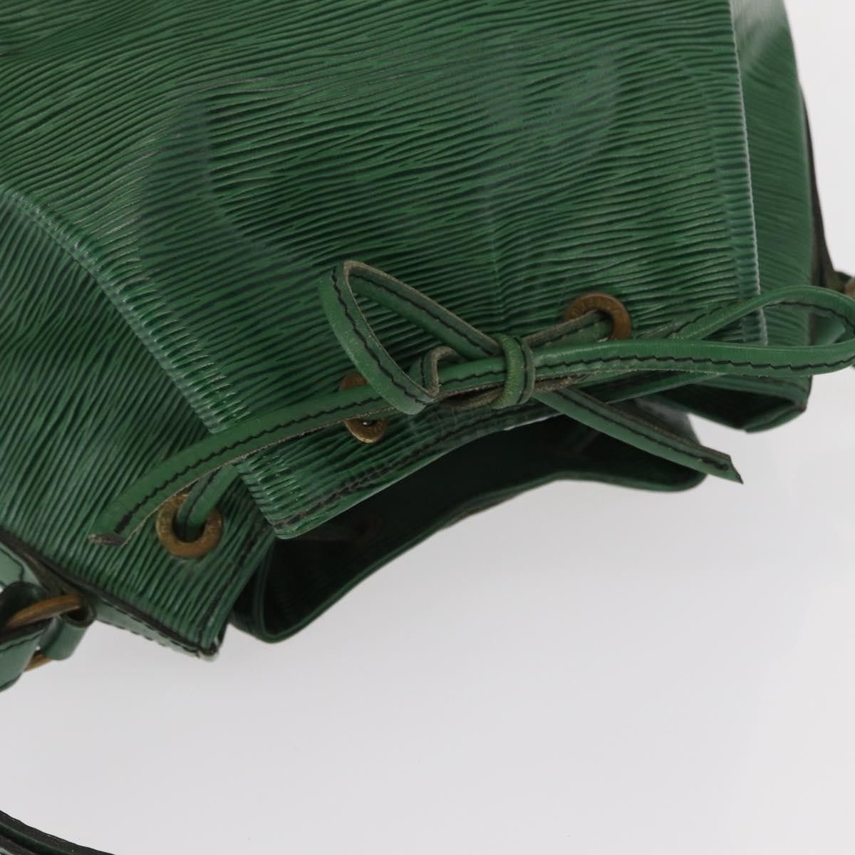 Louis Vuitton Louis Vuitton Noe Epi Leather Size ONE SIZE - 17 Thumbnail