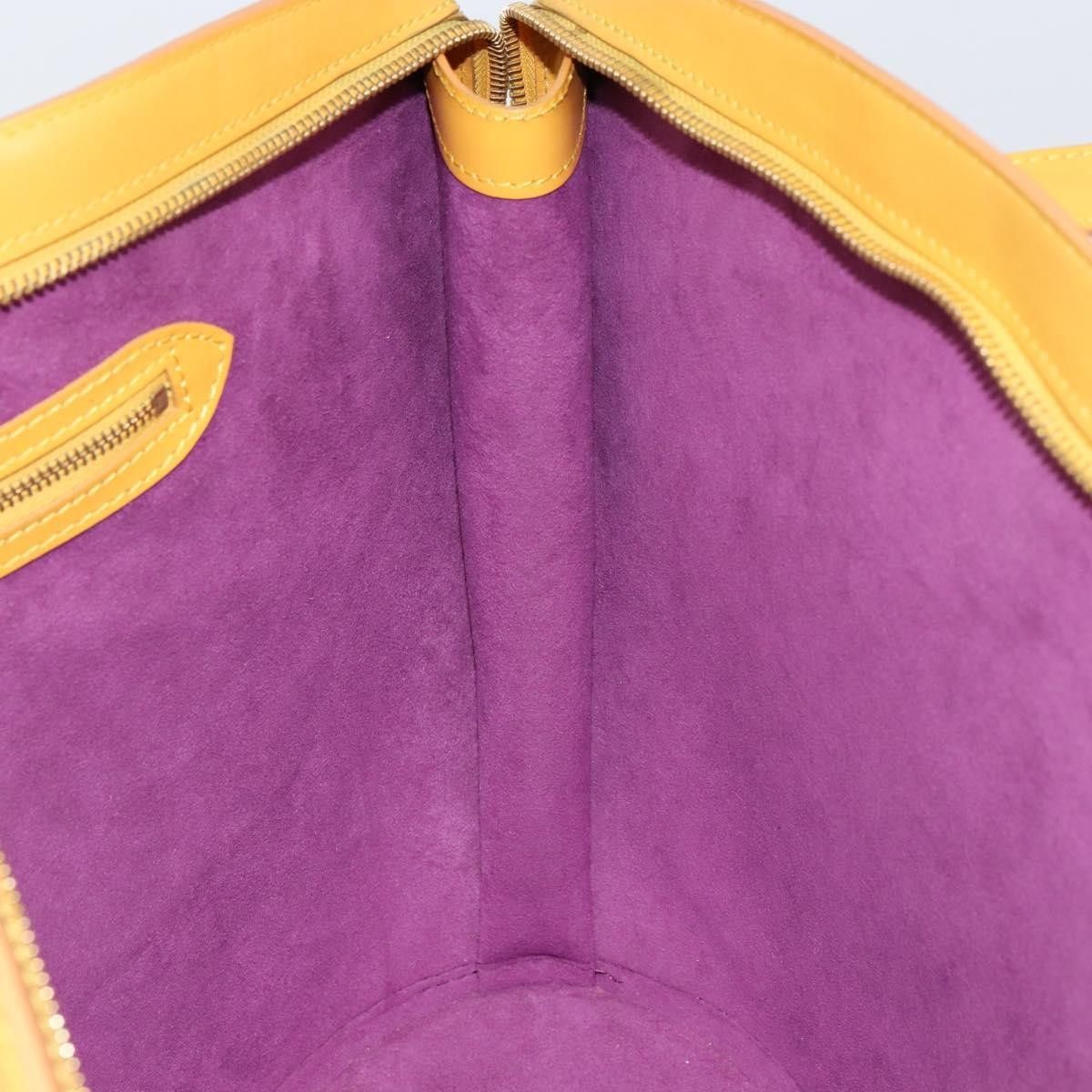 Louis Vuitton Louis Vuitton Saint Jacques Epi Leather Size ONE SIZE - 19 Thumbnail