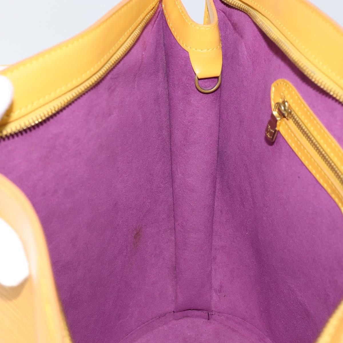 Louis Vuitton Louis Vuitton Saint Jacques Epi Leather Size ONE SIZE - 20 Thumbnail