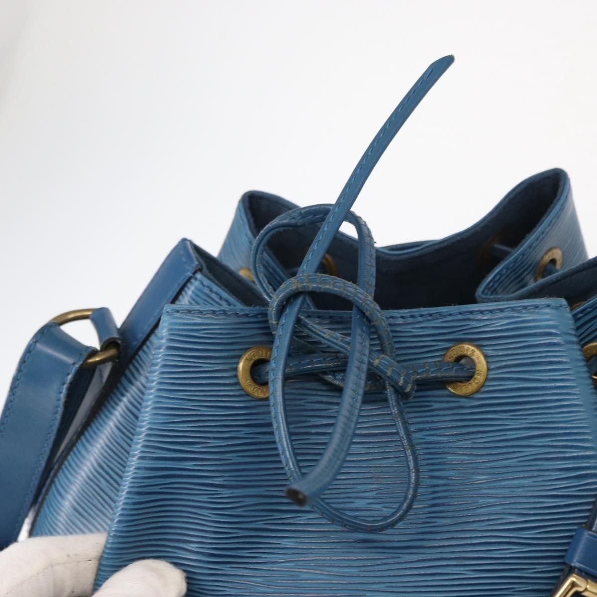 Louis Vuitton Louis Vuitton Petit Noe Handbag Epi Leather Size ONE SIZE - 17 Thumbnail