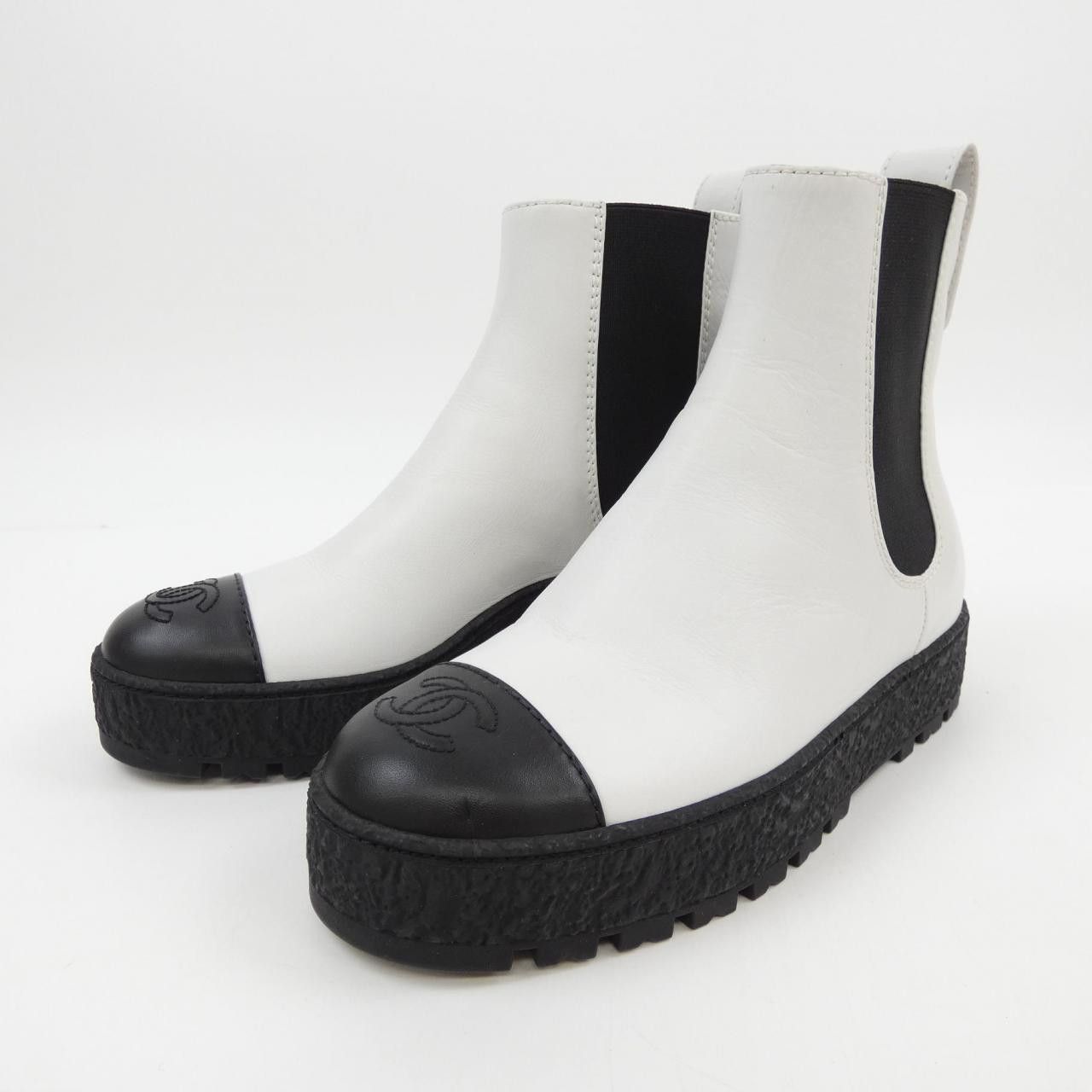 Chanel Chanel Chanel G37927X56283 Calfskin Boots Leather Shoes G37927X56283 DUTY FREE for USA Size ONE SIZE - 3 Thumbnail