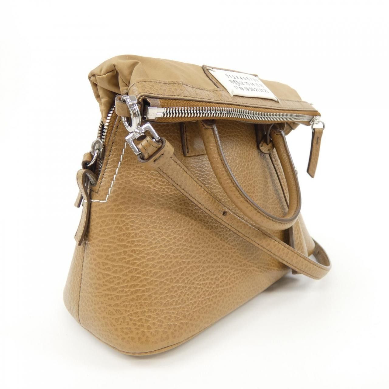 Maison Margiela Maison Martin Margiela Maison Margiela S56WG0082 Calf Bag Leather Tote Bag S56WG0082 DUTY FREE for USA Size ONE SIZE - 2 Thumbnail