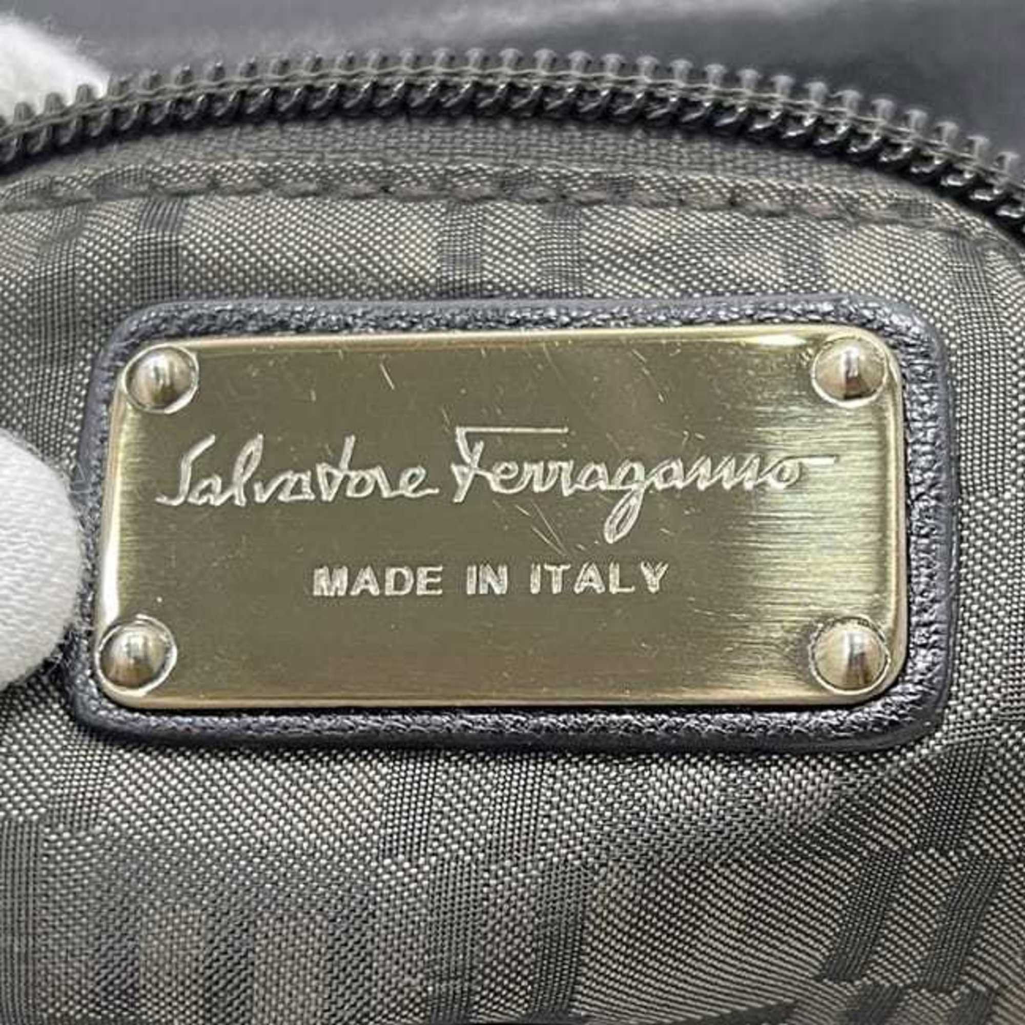 Salvatore Ferragamo Salvatore Ferragamo shoulder bag ec-24504 black Gancini FZ-21 A815 perforated leather Size ONE SIZE - 6 Thumbnail
