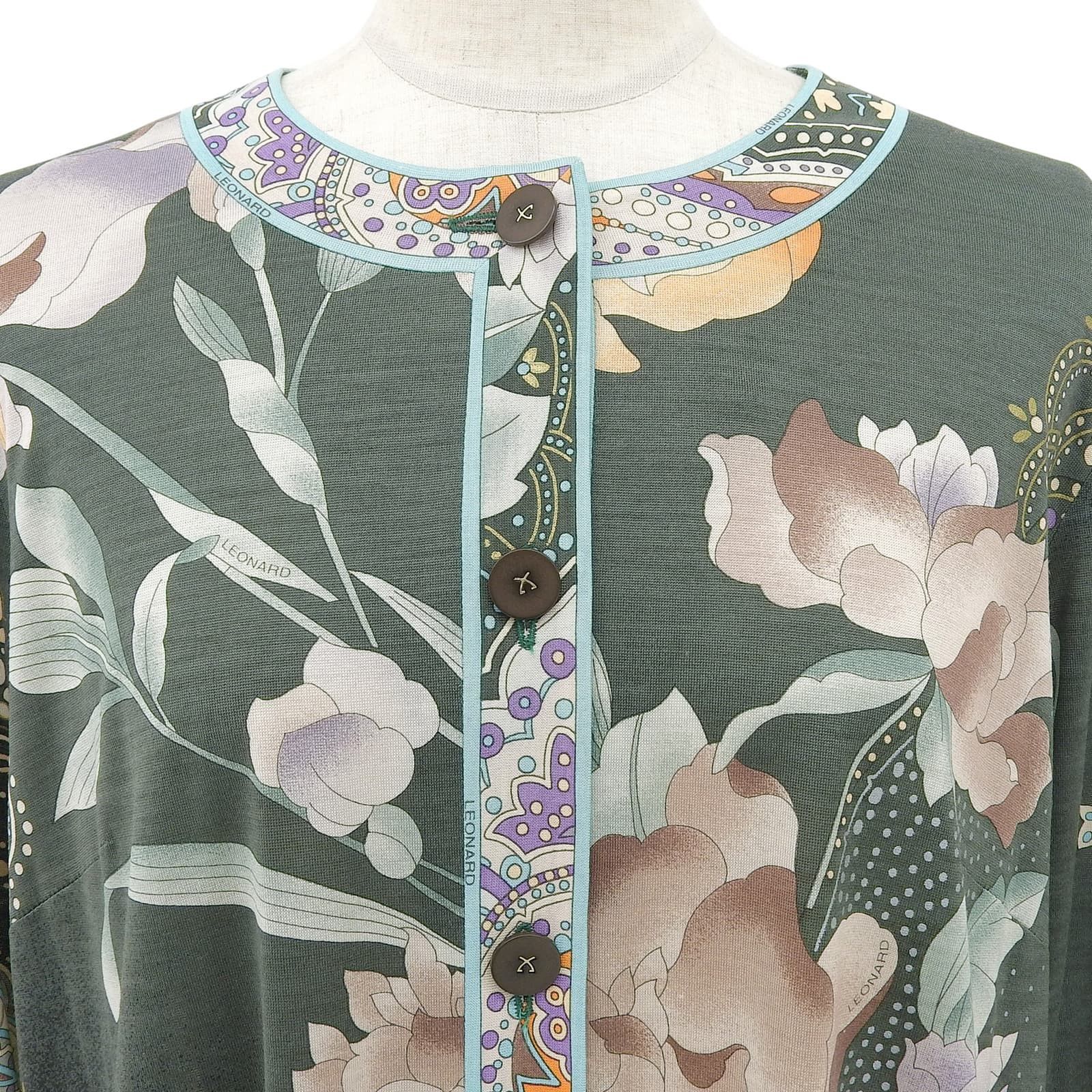 Other Other LEONARD FASHION Floral Paisley Cardigan Others Tops DUTY FREE for USA Size ONE SIZE - 4 Thumbnail
