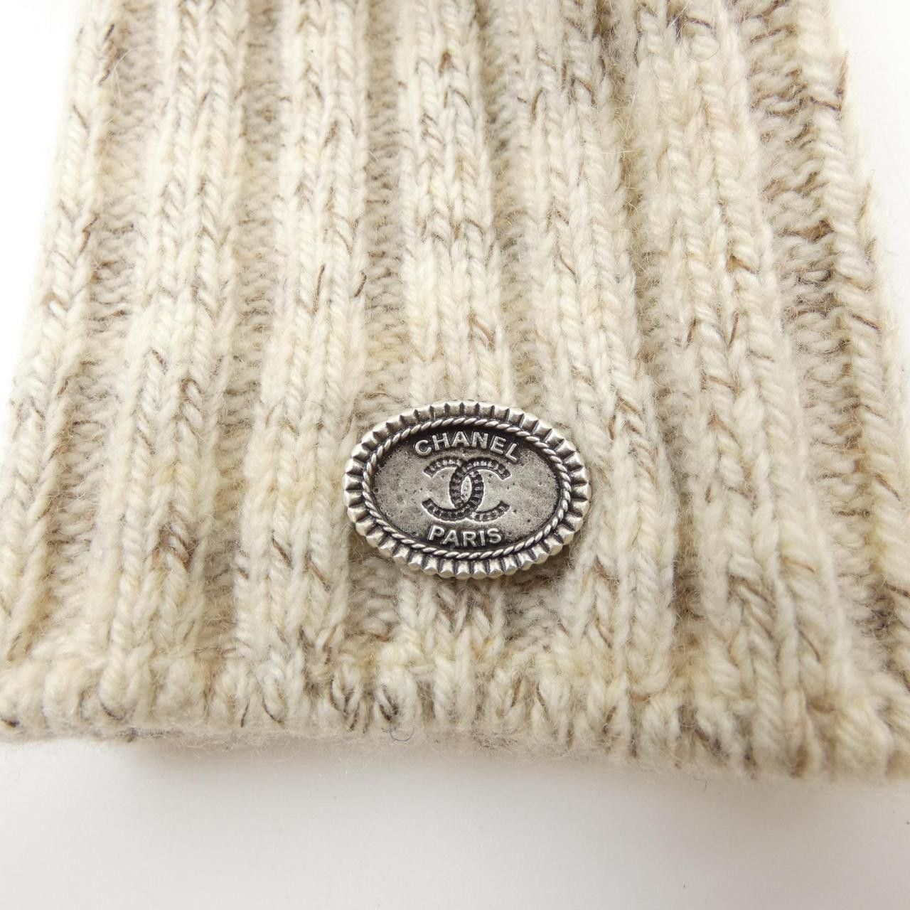 Chanel Chanel Chanel Cashmere Arm Warmer Natural Material Gloves P55374K07254 DUTY FREE for USA Size ONE SIZE - 5 Thumbnail