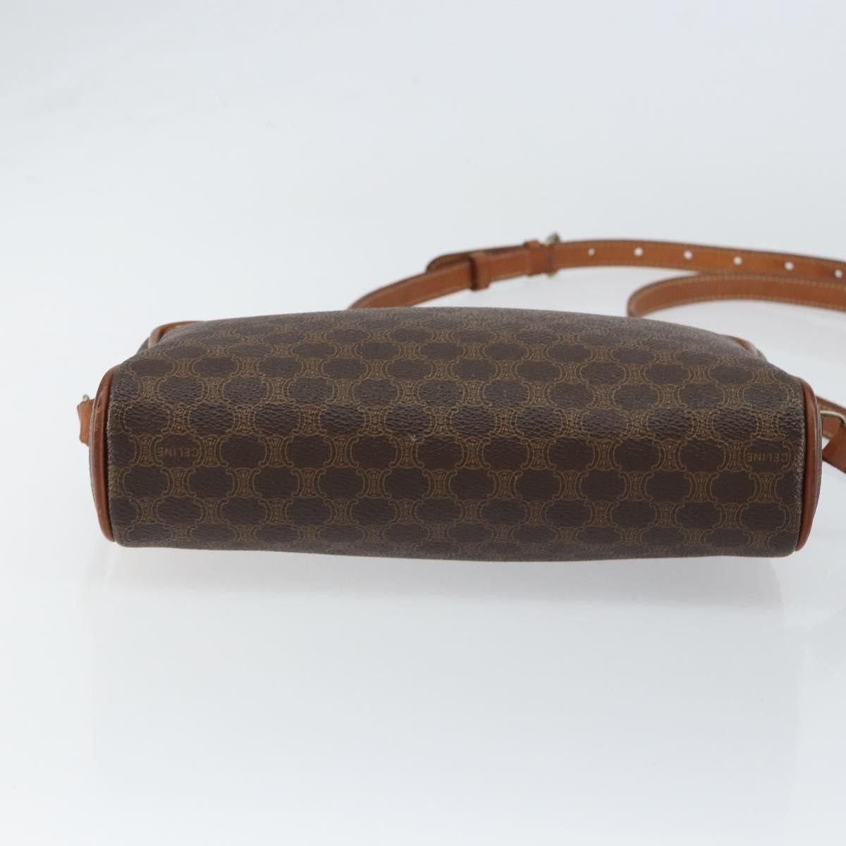 Celine Celine Vintage Macadam Canvas and Leather Size ONE SIZE - 14 Thumbnail