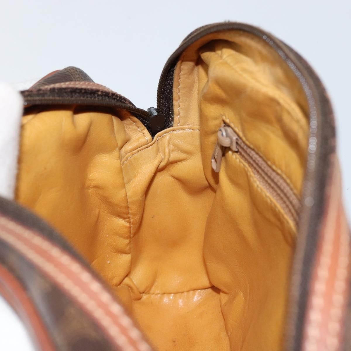 Celine Celine Vintage Macadam Canvas and Leather Size ONE SIZE - 20 Thumbnail