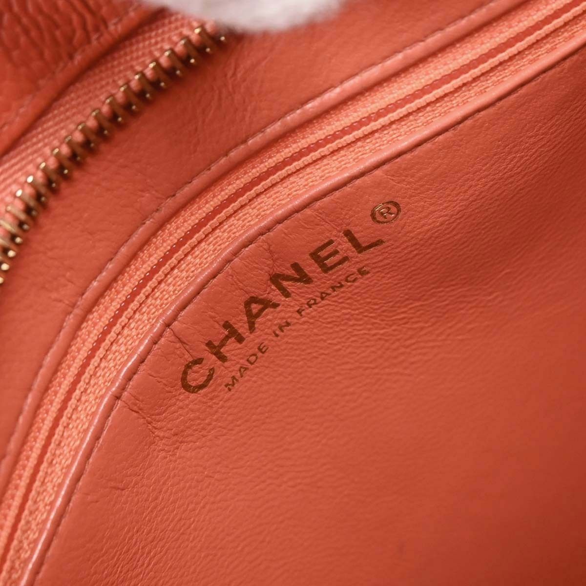 Chanel Chanel Medallion Tote Quilted Caviar Size ONE SIZE - 4 Thumbnail