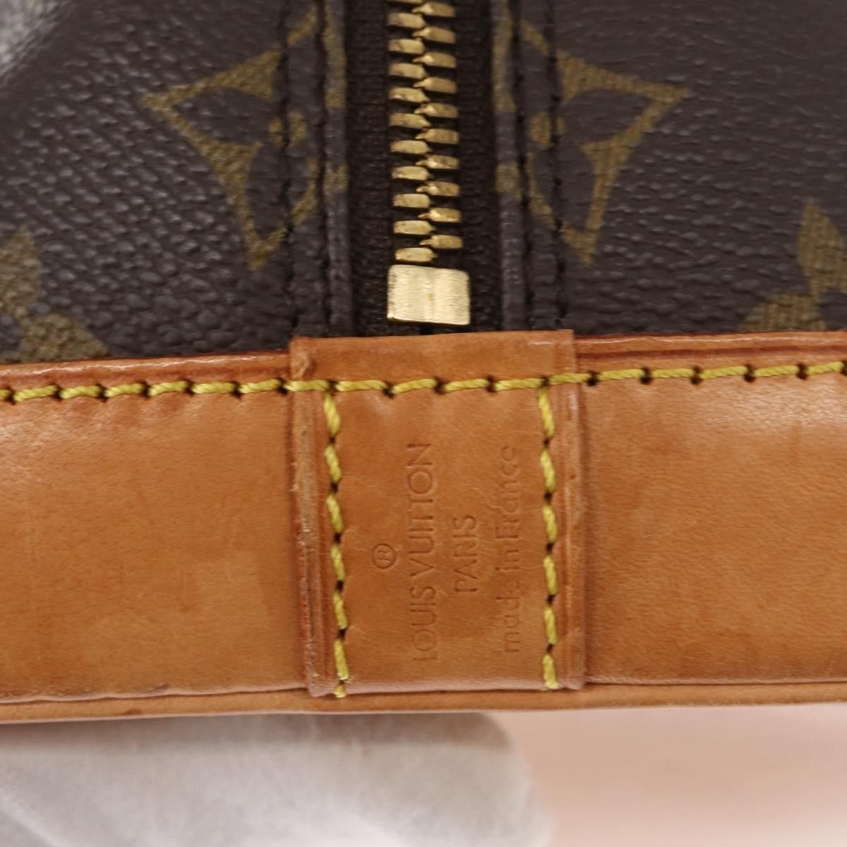 Louis Vuitton Louis Vuitton Alma Handbag Monogram Canvas Size ONE SIZE - 6 Thumbnail