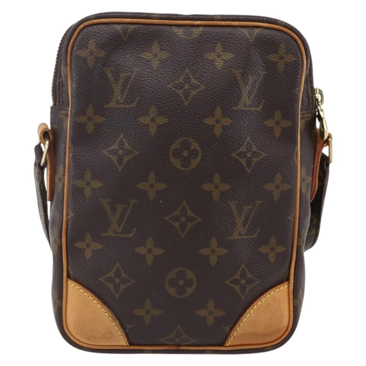Louis Vuitton Louis Vuitton Amazone Bag Monogram Canvas Size ONE SIZE - 2 Thumbnail