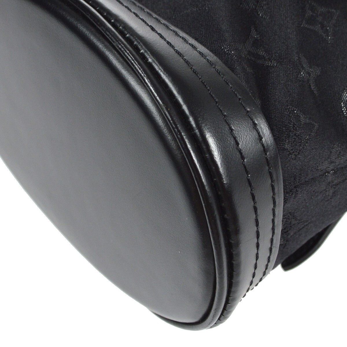 Louis Vuitton Louis Vuitton Bucket Bag Monogram Satin Size ONE SIZE - 7 Thumbnail