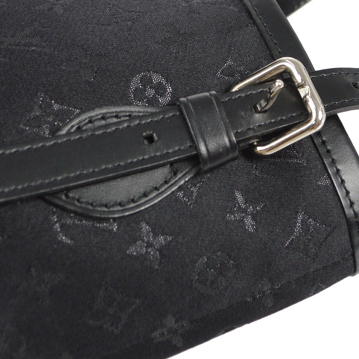 Louis Vuitton Louis Vuitton Bucket Bag Monogram Satin Size ONE SIZE - 8 Thumbnail