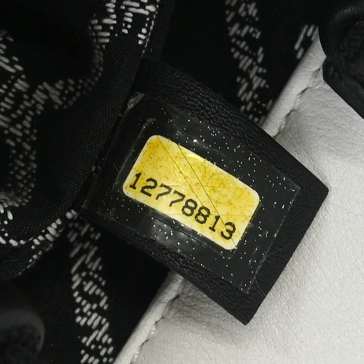 Chanel Chanel Essential Shopping Tote Leather Size ONE SIZE - 5 Thumbnail