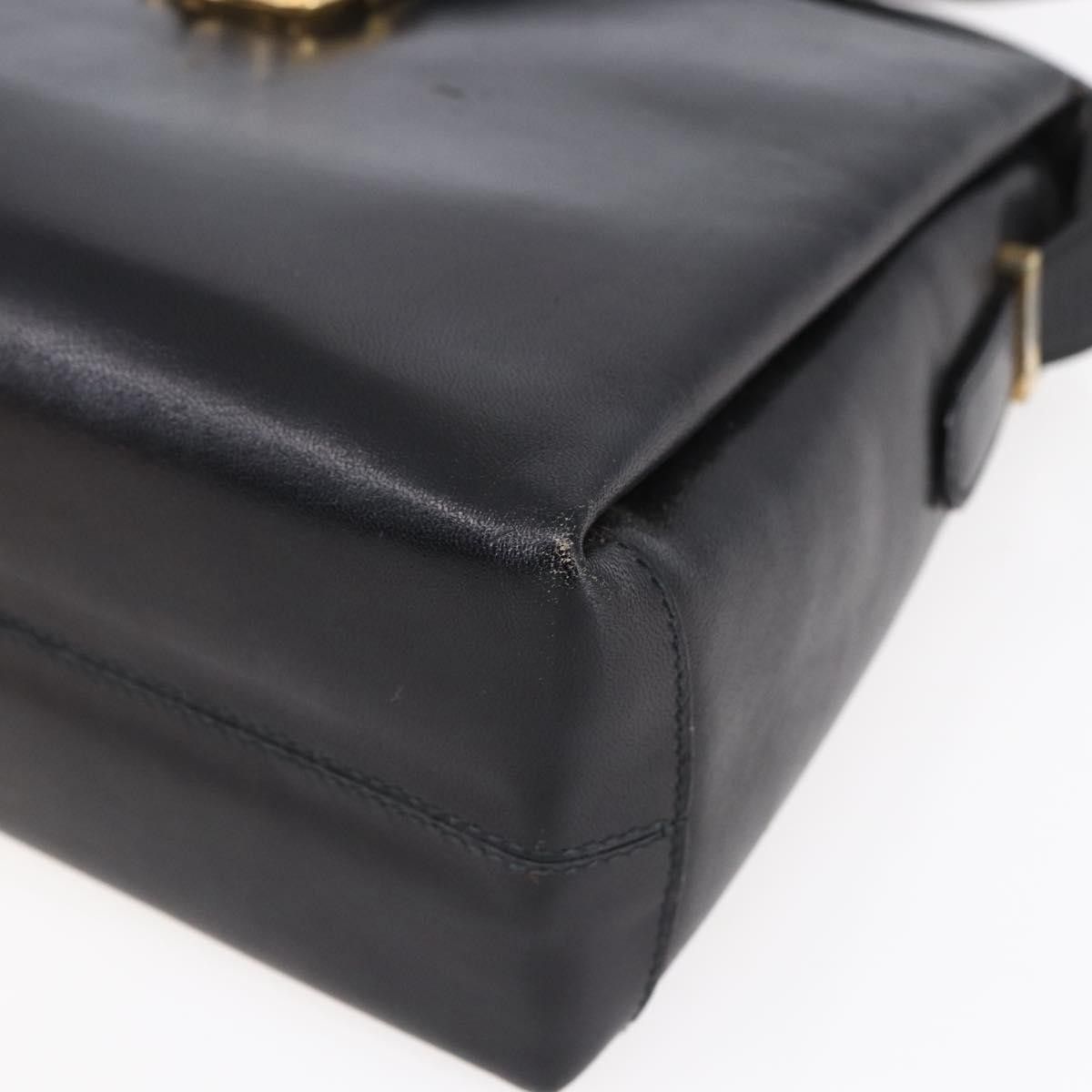 Celine Celine Vintage Shoulder Bag Leather Size ONE SIZE - 8 Thumbnail