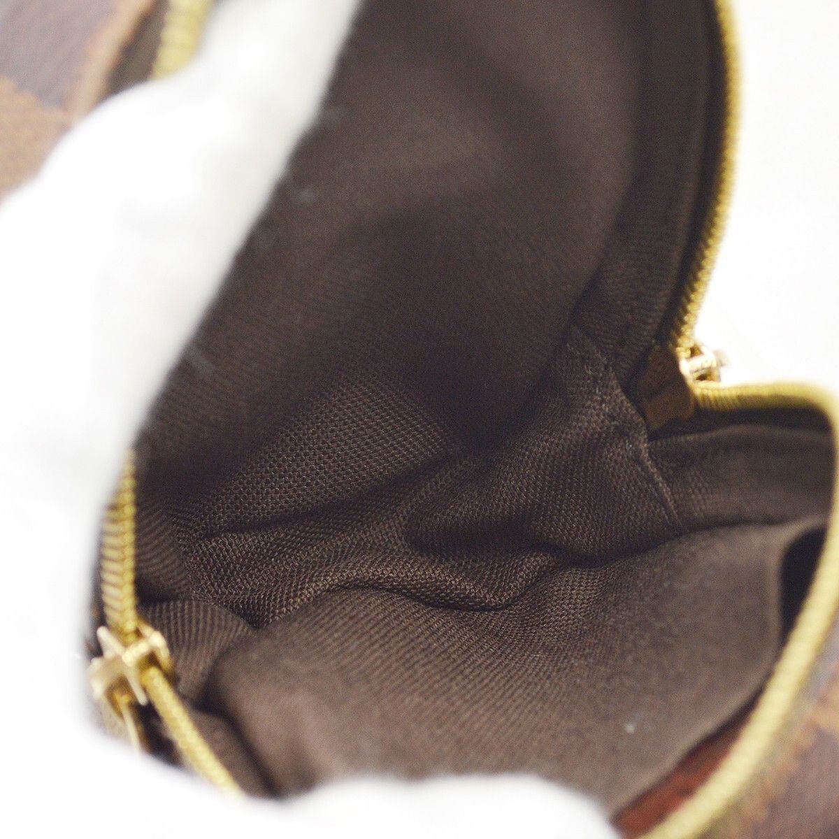 Louis Vuitton Louis Vuitton Etui Okapi Camera Case Damier Size ONE SIZE - 3 Thumbnail