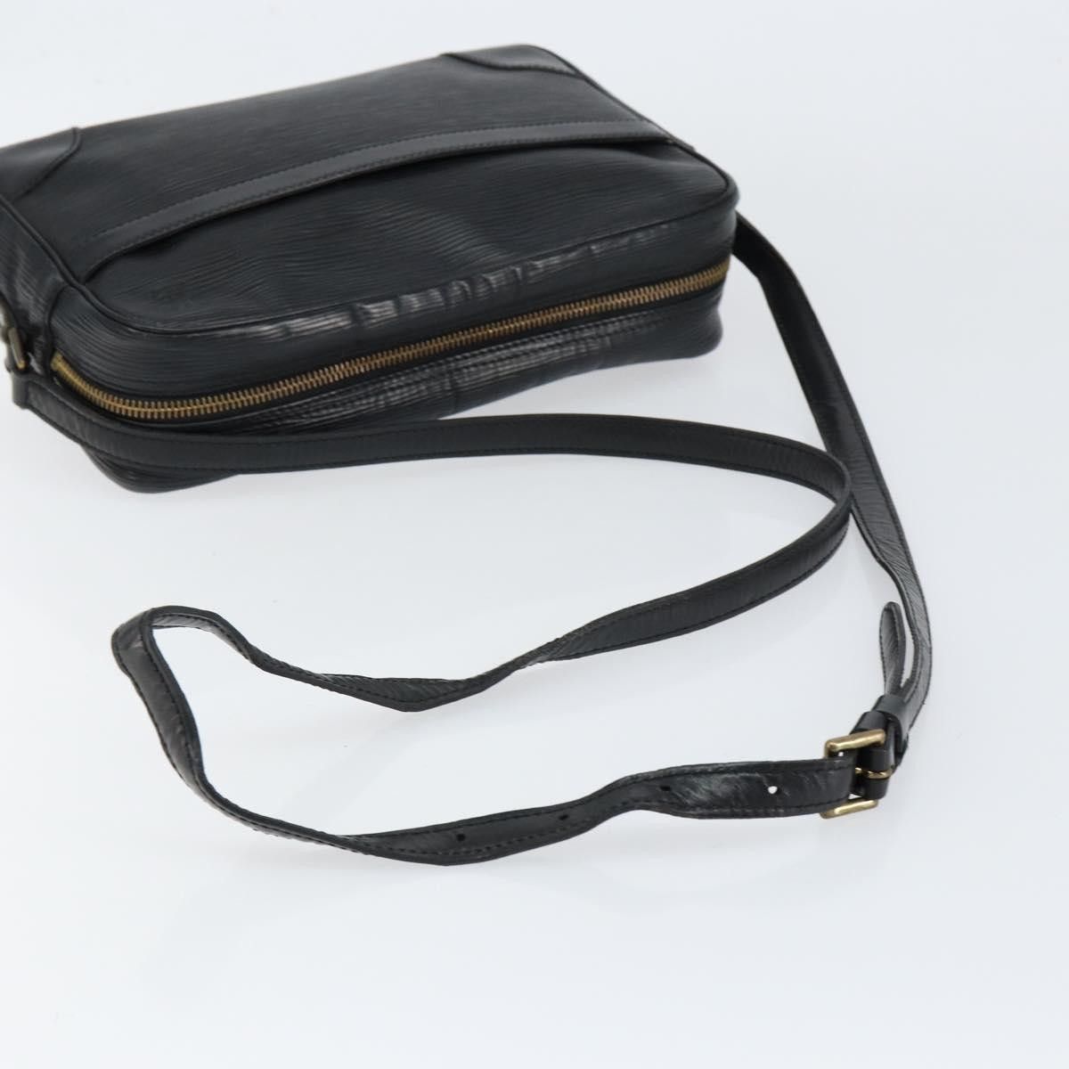 Louis Vuitton Louis Vuitton Trocadero Handbag Epi Leather Size ONE SIZE - 8 Thumbnail